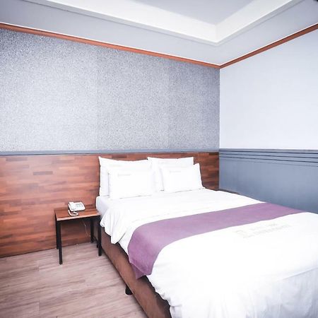 Hotel Noblesse Seul Zewnętrze zdjęcie