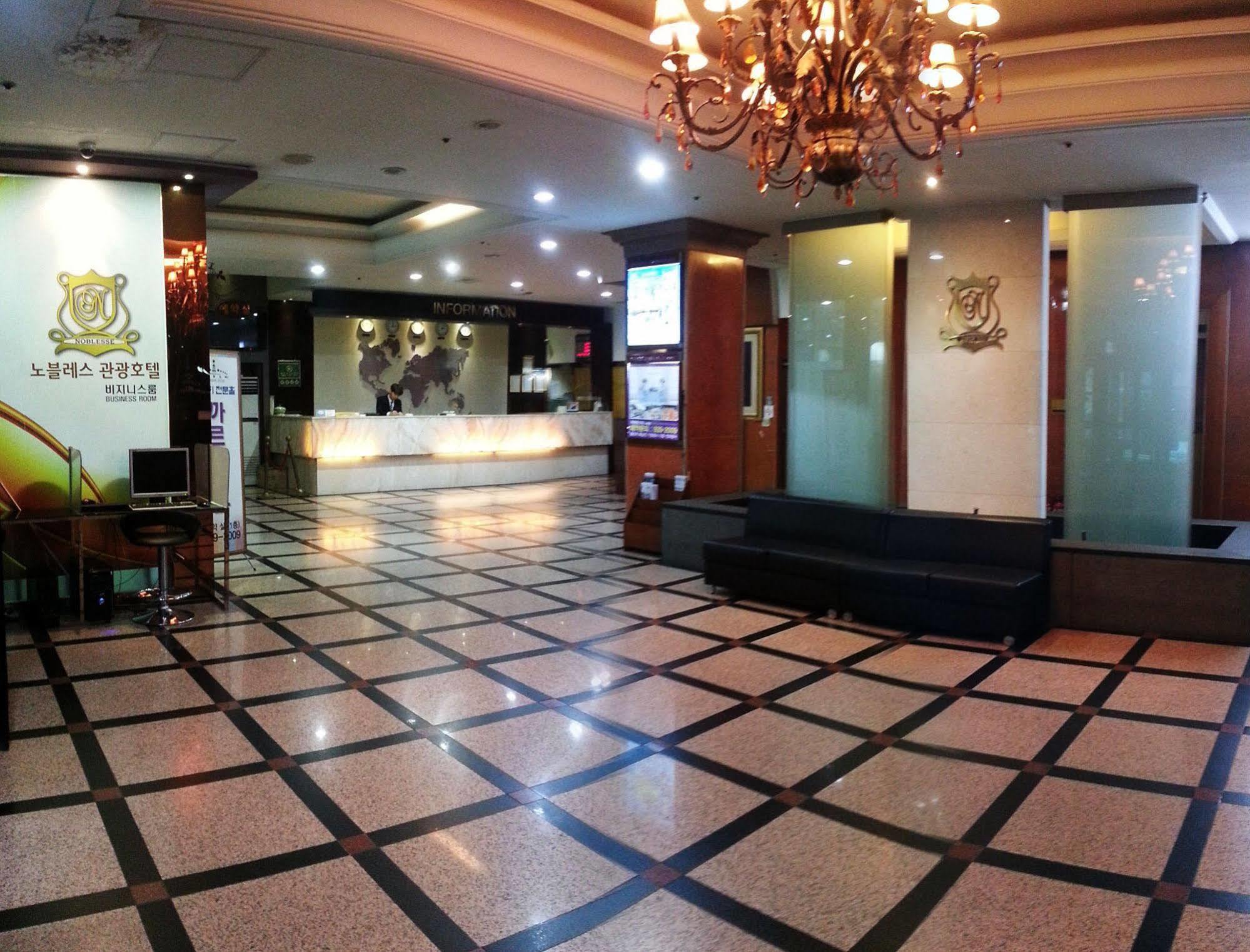 Hotel Noblesse Seul Zewnętrze zdjęcie