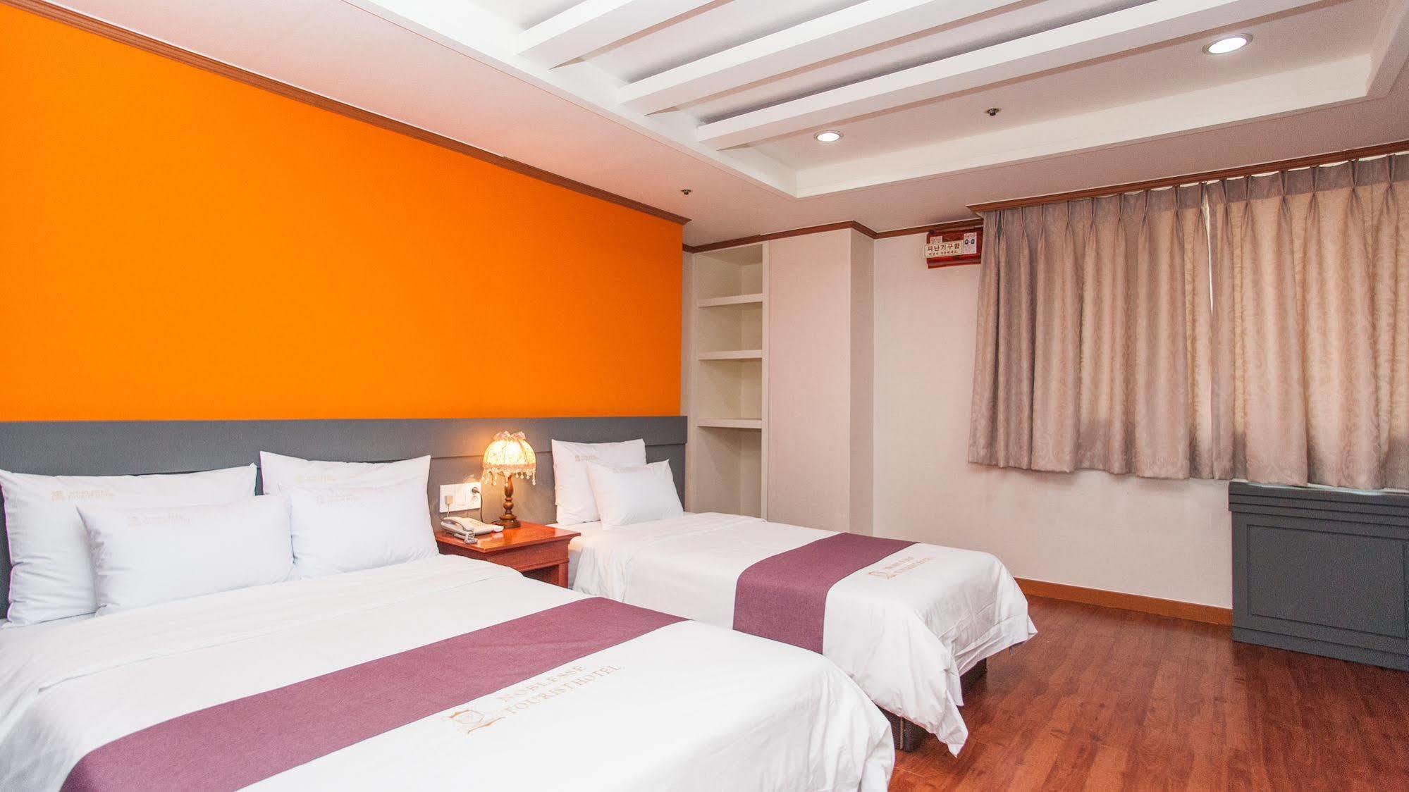 Hotel Noblesse Seul Zewnętrze zdjęcie