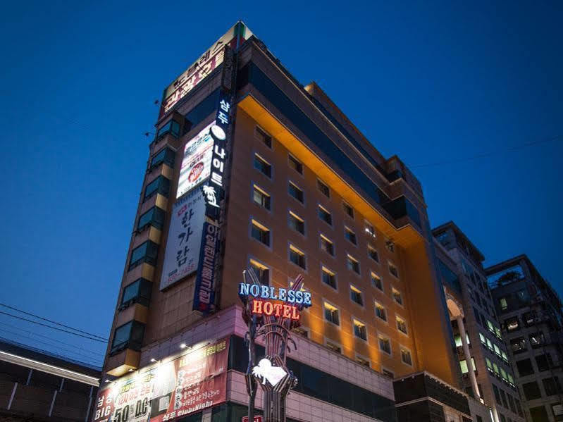 Hotel Noblesse Seul Zewnętrze zdjęcie