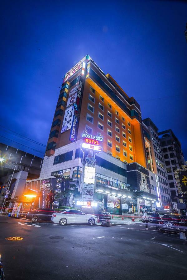 Hotel Noblesse Seul Zewnętrze zdjęcie