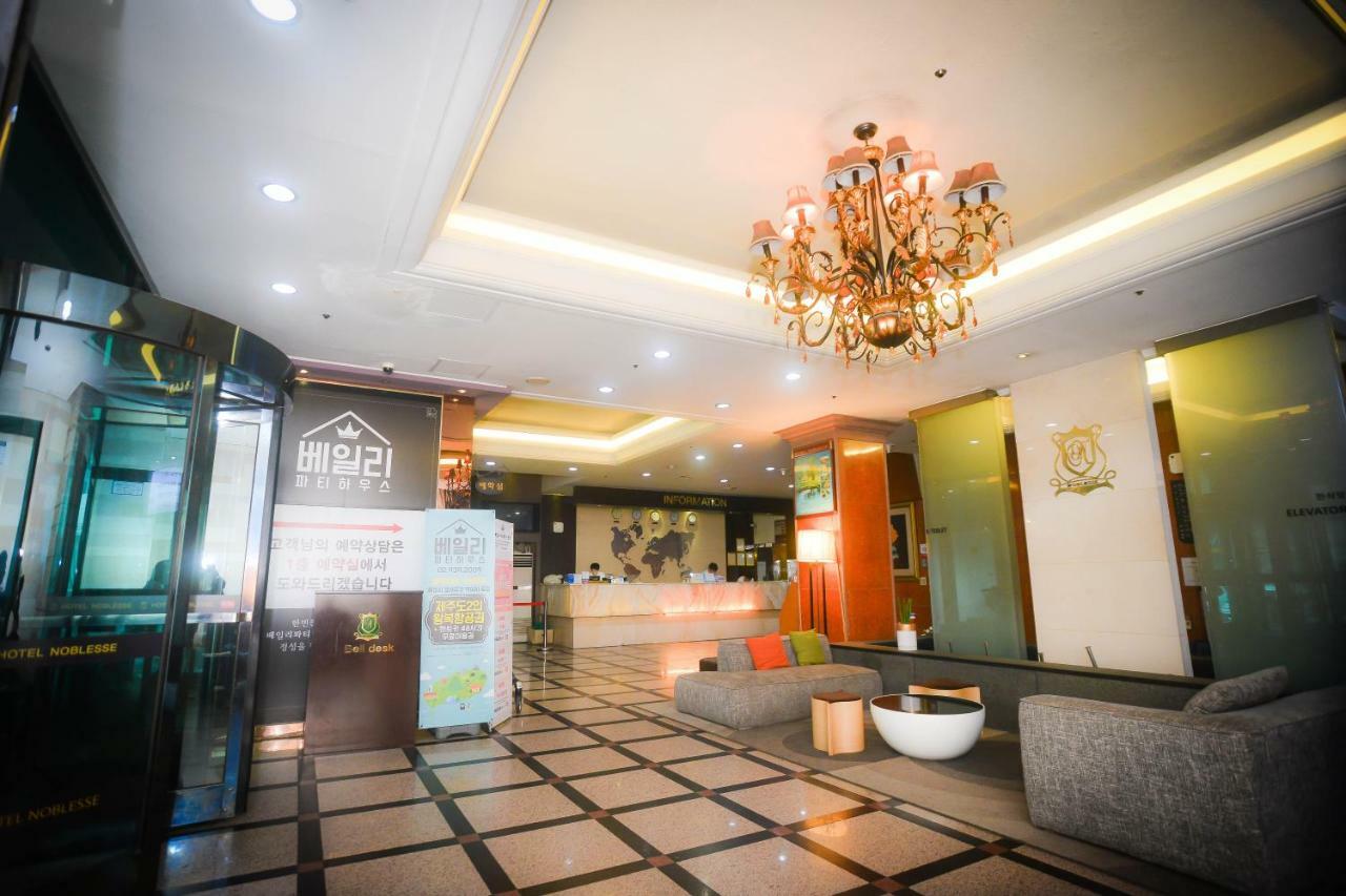 Hotel Noblesse Seul Zewnętrze zdjęcie