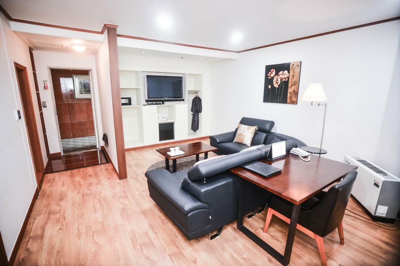 Hotel Noblesse Seul Zewnętrze zdjęcie