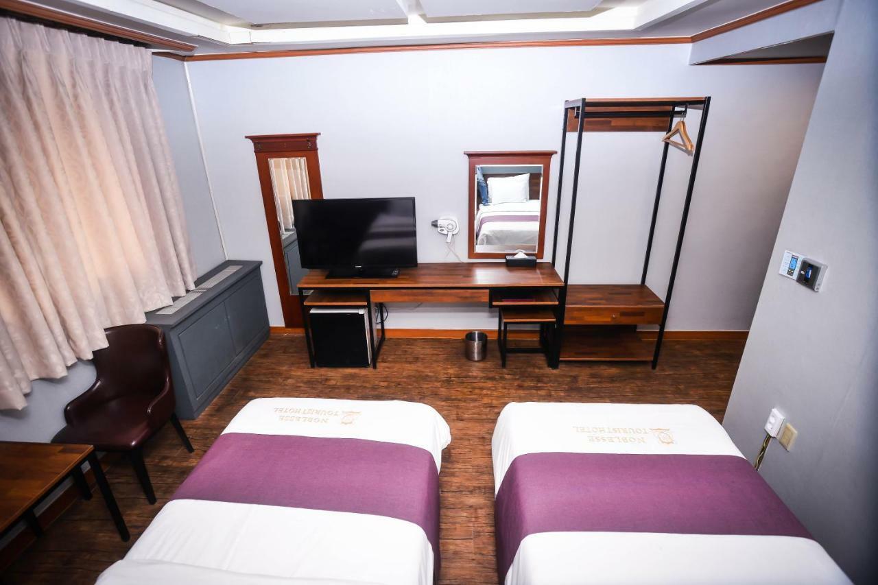 Hotel Noblesse Seul Zewnętrze zdjęcie