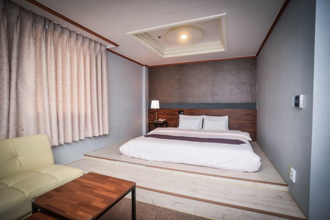 Hotel Noblesse Seul Zewnętrze zdjęcie
