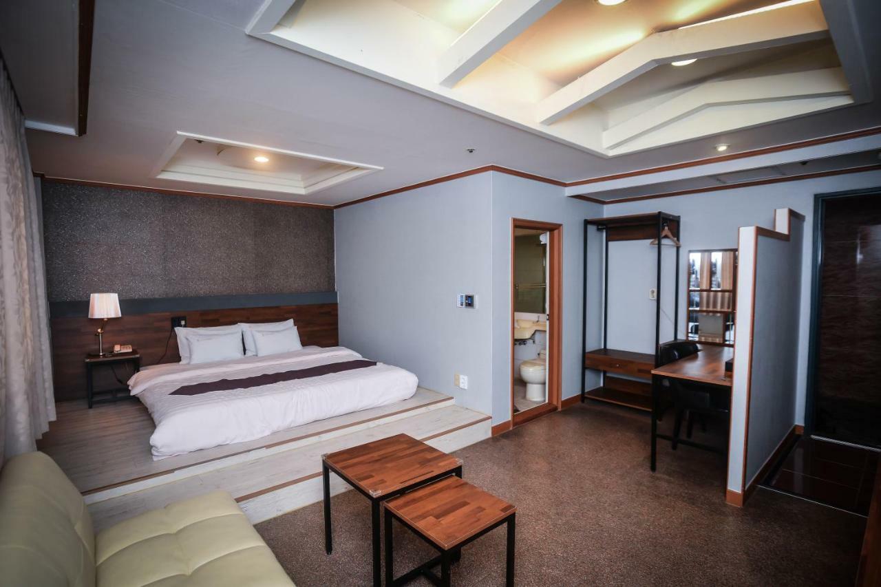 Hotel Noblesse Seul Zewnętrze zdjęcie
